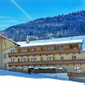 Wiesenhof 3*