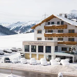Angelika Hotel