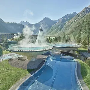 Aqua Dome 4 Sterne Superior & Tirol Therme 4* Längenfeld