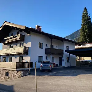 Guest house Fruhstuckspension & Eugenie *
