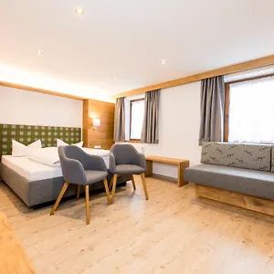 Guest house Tuxerstubl