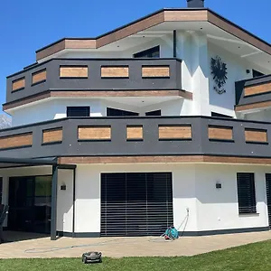 Apartment Weitblick In Gotzens With Access Innsbruck