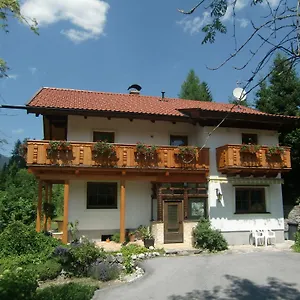 Leber Apartment