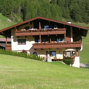 Apartment Haus Marcell *