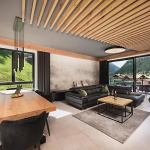 Apartment Silvretta Residenz: Luxurious Alpine Retreat *