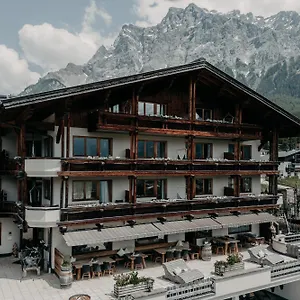 Alpenappartements Cristall Apartmán Ehrwald