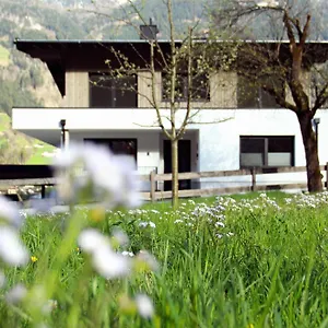 Apartment Bleibe - Im Zillertal