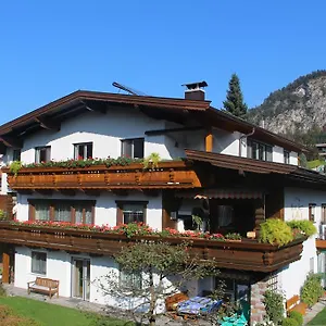Haus Ager Apartment