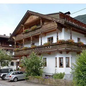 Haus Gaisberger * Mayrhofen