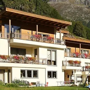 Guest house Gruenerhof Solden