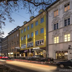 Basic Otel İnnsbruck