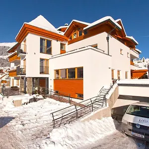 Lukas Otel Fiss
