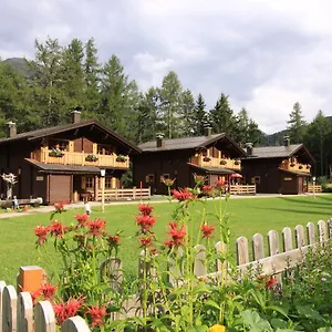 Ferienhaus Almdorf Waldesruh Sölden