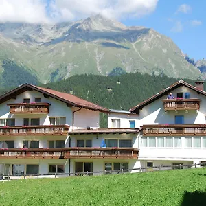 Pensjonat Alpenpension Regina Nauders