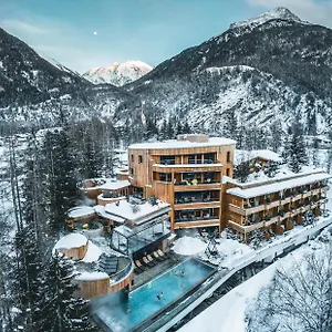 Naturhotel Waldklause Hotel Längenfeld