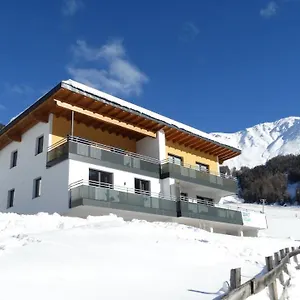 Apartment Schneekristall Fendels