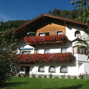 Haus Neururer Apartment *