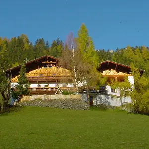 Pfurtschell Apartment *
