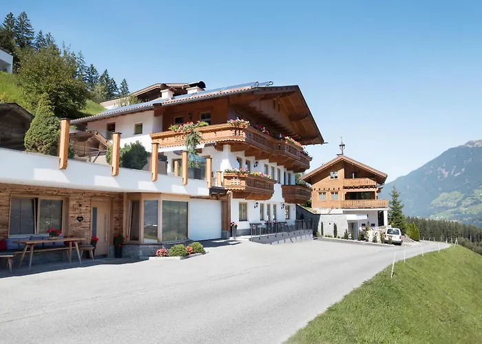Landhaus Rieder Im Zillertal Aschau Im Zillertal photo