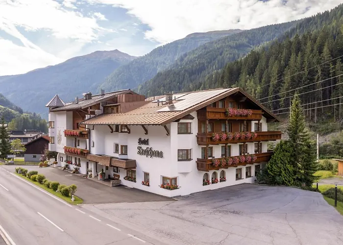 Hotel Troschana Flirsch photo
