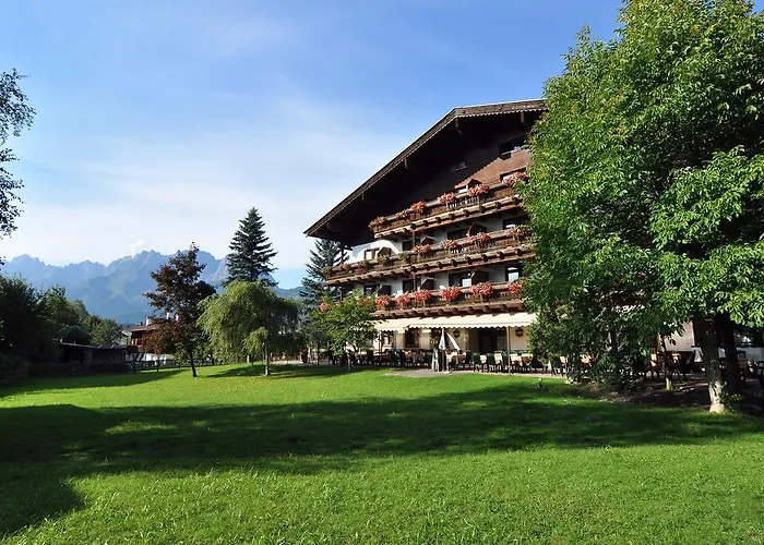 Kaiserhotel Kitzbuehler Alpen Oberndorf in Tirol photo