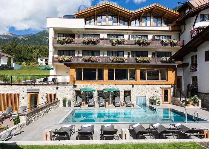 Hotel Gridlon Pettneu am Arlberg photo