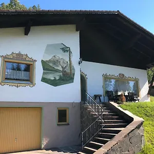 Ferienhaus Megele *