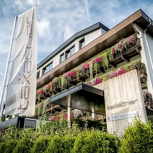 坦卡晨酒店 3*