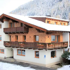 Konukevi Haus Moostal *