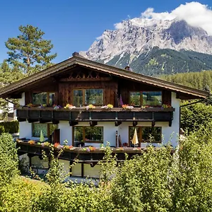 Apartment Tyrol *