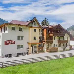 Falkner-7 By Interhome Apartmán *