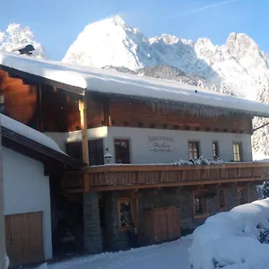 Huber * Kirchdorf in Tirol