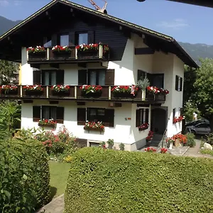 Bed & Breakfast Tirol-haus Irma Fügen