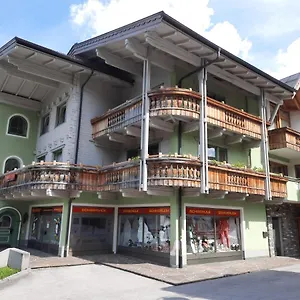 Апартаменты Appartementhaus Kostenzer *
