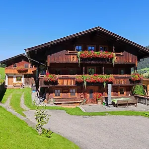 Schneiderhaeusl Apartment *