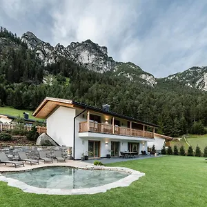 Lamonte Luxury Chalet Fleres