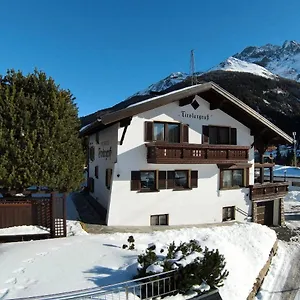 Daire Gaestehaus Tirolergruss