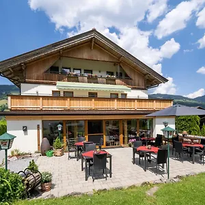 Haus Tirol Otel