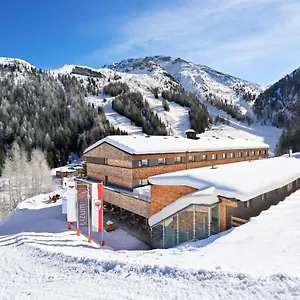 Lizum 1600 | Kompetenzzentrum Snowsport Tirol 호텔 3*