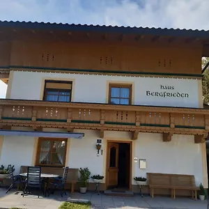 Haus Bergfrieden