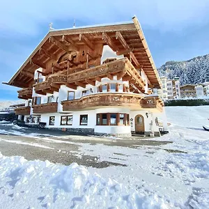 Landhaus Marchfeld Hotel 4*