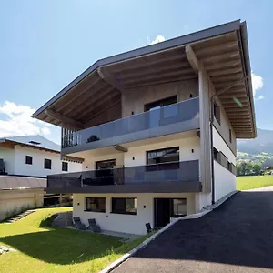 Black Mountain Apartment Fuegen