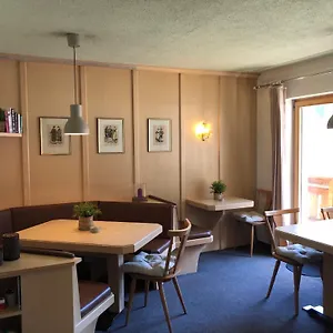 Haus Thomas By Chatel Reizen Bed & Breakfast Längenfeld