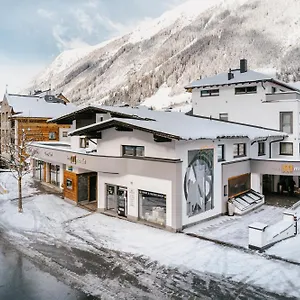 Mondin Hotel 4*