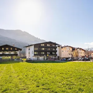 Brixen Alpin Living 13 *