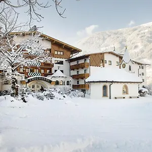 Landgut Zapfenhof Hotel 4*