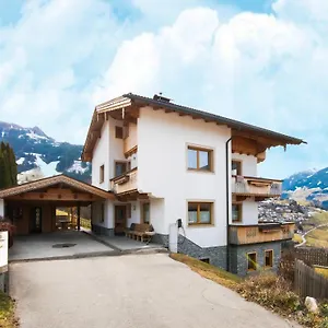 With Panoramic Terrace In Zell Am Ziller Chalet Hainzenberg