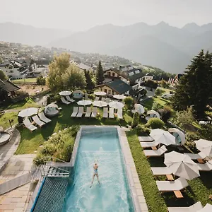 Schlosshotel