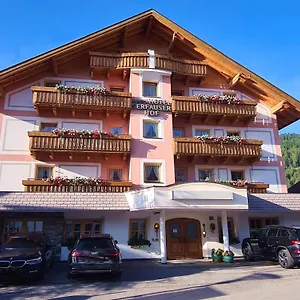 Garni Serfauserhof Hotel 4*