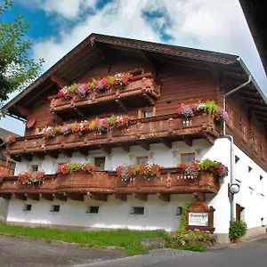 Stoanahof Farm stay Virgen
